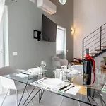 Casa Quadrifoglio - Borromeo 아파트